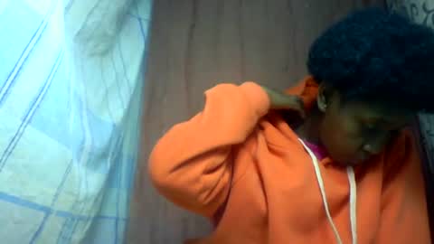 orianah288414 online show from August 1, 7:46 pm