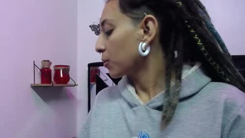 Snapshot of orianna_bodmod chatting on December 13, 8:20 am ORIANNA online show from December 13, 8:20 am