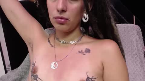 Snapshot of orianna_bodmod chatting on March 6, 1:46 pm ORIANNA online show from March 6, 1:46 pm