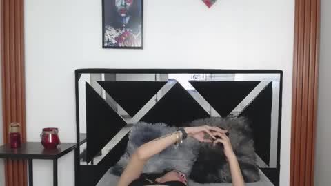 Snapshot of orianna_bodmod chatting on October 24, 9:22 pm ORIANNA online show from October 24, 9:22 pm