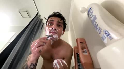 Snapshot of orlando702 chatting on November 13, 12:15 pm orlando702 online show from November 13, 12:15 pm