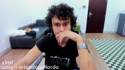 Snapshot of orlando__bloom chatting on January 13, 10:58 am Fansly and Instagram -  online show from January 13, 10:58 am