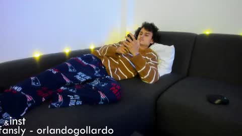 Snapshot of orlando__bloom chatting on January 13, 2:00 pm Fansly and Instagram -  online show from January 13, 2:00 pm