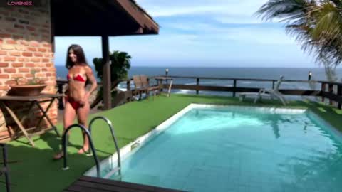 Mary online show from September 19, 5:35 pm