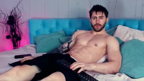 Oscar online show from January 11, 9:42 pm