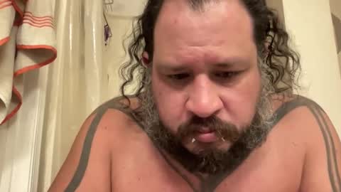 Snapshot of oscar_valentine chatting on April 30, 12:39 am oscar_valentine online show from April 30, 12:39 am