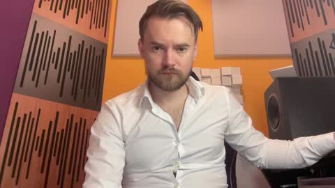 Oscar Steel Savage online show from February 5, 9:15 am