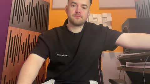 Oscar Steel Savage online show from February 6, 10:15 am