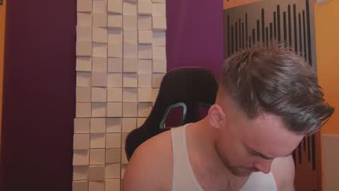 Oscar Steel Savage online show from March 6, 8:05 pm