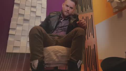 Oscar Steel Savage online show from March 8, 8:35 pm