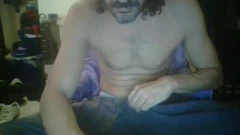 Snapshot of oshaka chatting on October 23, 8:24 am HappyGrower online show from October 23, 8:24 am