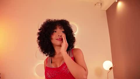 Snapshot of oshun_25 chatting on March 19, 12:09 pm Oshun online show from March 19, 12:09 pm