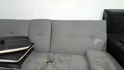 Snapshot of oskregal chatting on February 6, 2:38 am oskregal online show from February 6, 2:38 am