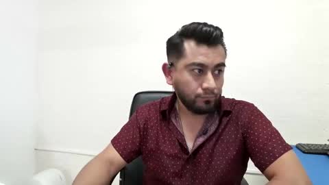 Snapshot of oskregal chatting on February 19, 9:11 pm oskregal online show from February 19, 9:11 pm