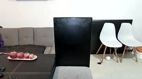 Snapshot of oskregal chatting on February 27, 3:39 am oskregal online show from February 27, 3:39 am