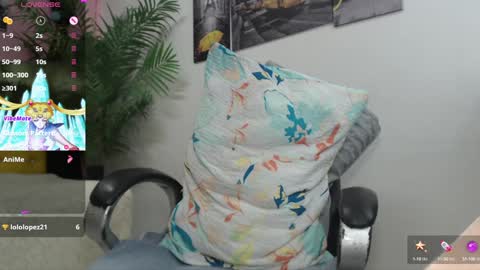 Snapshot of oso_gael chatting on January 11, 8:43 pm Bear Gael online show from January 11, 8:43 pm