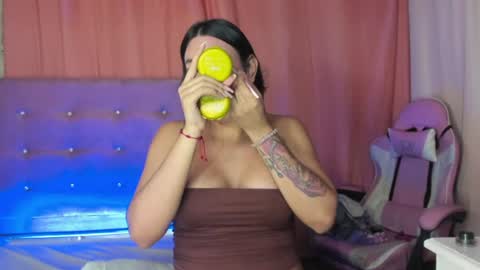 Snapshot of osoriomariaf chatting on July 12, 2:02 am Maria online show from July 12, 2:02 am