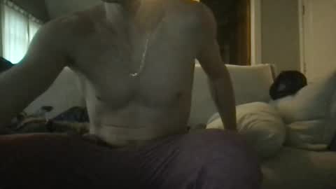 Snapshot of ossignol_xxx chatting on January 31, 11:35 pm rossignol online show from January 31, 11:35 pm