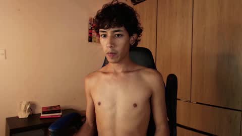 ostin 18hot online show from January 4, 12:27 am