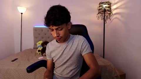 ostin 18hot online show from October 11, 10:52 pm