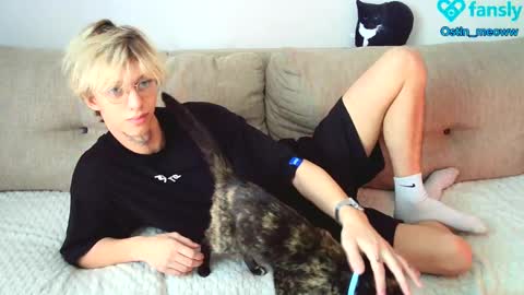 Ostin online show from February 25, 8:14 am