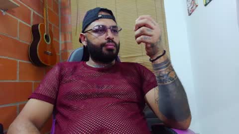 Snapshot of ostin_santos10 chatting on August 6, 2:57 am ostin santos 10 online show from August 6, 2:57 am