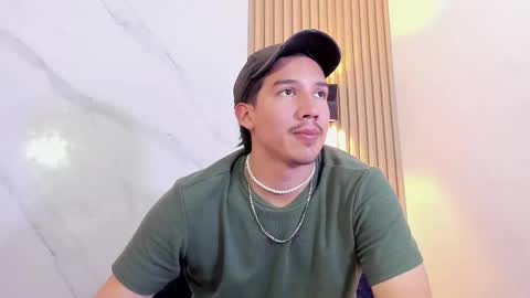 Otto Andrew online show from February 12, 7:31 pm