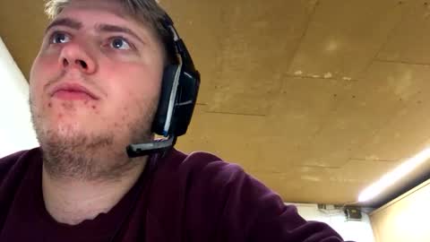 outflayd online show from November 11, 10:26 am