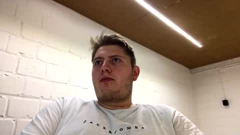 outflayd online show from February 6, 4:54 pm