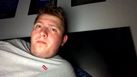outflayd online show from April 29, 1:21 am