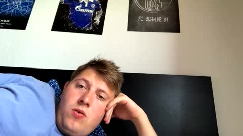 outflayd online show from May 2, 12:10 pm