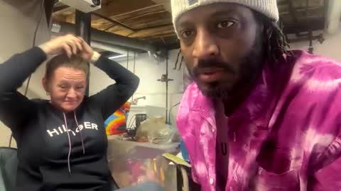 Snapshot of outkast8033 chatting on February 22, 8:18 pm Dude online show from February 22, 8:18 pm