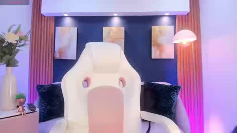 Owen online show from March 13, 8:37 pm