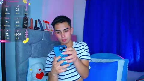 Owen  Independent model  online show from October 20, 6:14 am