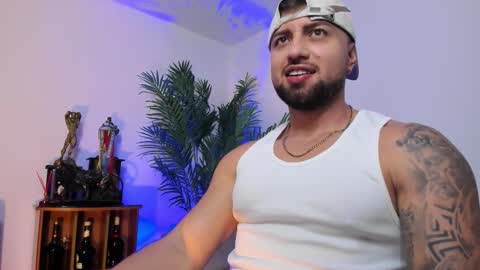 Maximus Owen online show from October 20, 11:49 pm