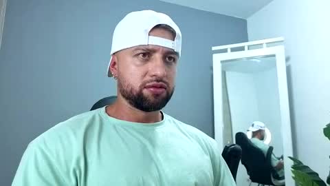 Maximus Owen online show from March 12, 8:37 pm