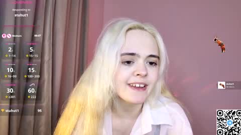 Oxcy online show from April 25, 10:18 pm