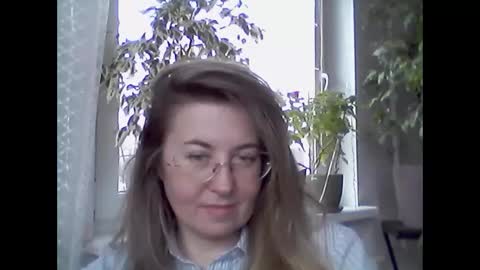 oxi foxi online show from March 12, 9:59 am