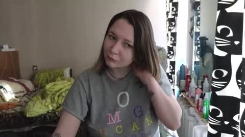 Snapshot of ozalin chatting on February 24, 10:13 am ozalin online show from February 24, 10:13 am