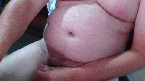 Snapshot of ozzieozzieoi chatting on February 27, 1:59 am HairyolOz online show from February 27, 1:59 am