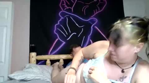 ozzybeast online show from April 11, 7:18 pm