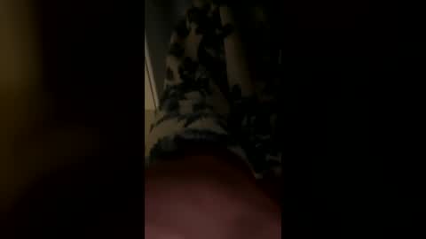 Snapshot of p0c0loco chatting on August 3, 3:27 am p0c0loco online show from August 3, 3:27 am