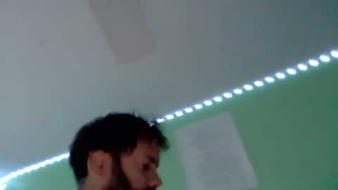 Snapshot of p_a1996 chatting on April 14, 5:41 pm p_a1996 online show from April 14, 5:41 pm