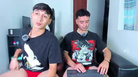 Snapshot of p_jhon chatting on May 3, 2:17 am P online show from May 3, 2:17 am