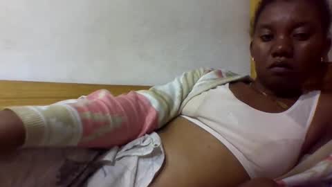 Snapshot of paatriy chatting on February 11, 6:13 pm paatriy online show from February 11, 6:13 pm