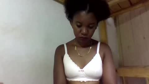 Snapshot of paatriy chatting on February 19, 6:20 am paatriy online show from February 19, 6:20 am