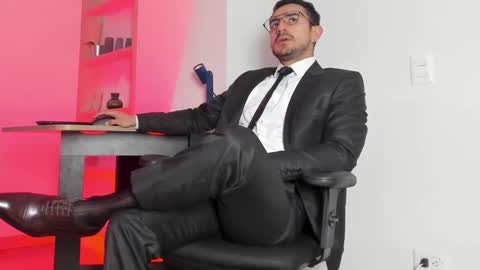 Snapshot of pablo_rincon95 chatting on February 20, 11:20 am pablo rincon95 online show from February 20, 11:20 am