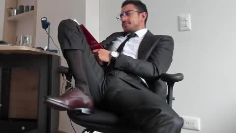 Snapshot of pablo_rincon95 chatting on February 20, 5:29 pm pablo rincon95 online show from February 20, 5:29 pm