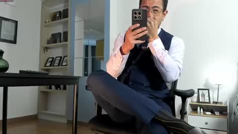 Snapshot of pablo_rincon95 chatting on June 10, 11:31 am pablo rincon95 online show from June 10, 11:31 am