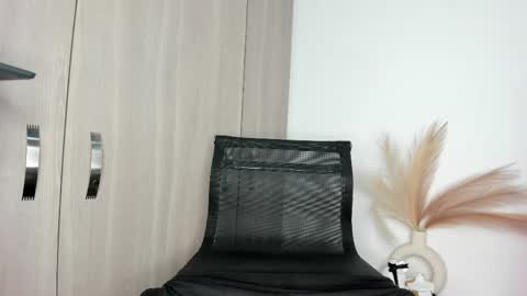Snapshot of pablohot_5 chatting on May 5, 1:57 am kYLIE online show from May 5, 1:57 am